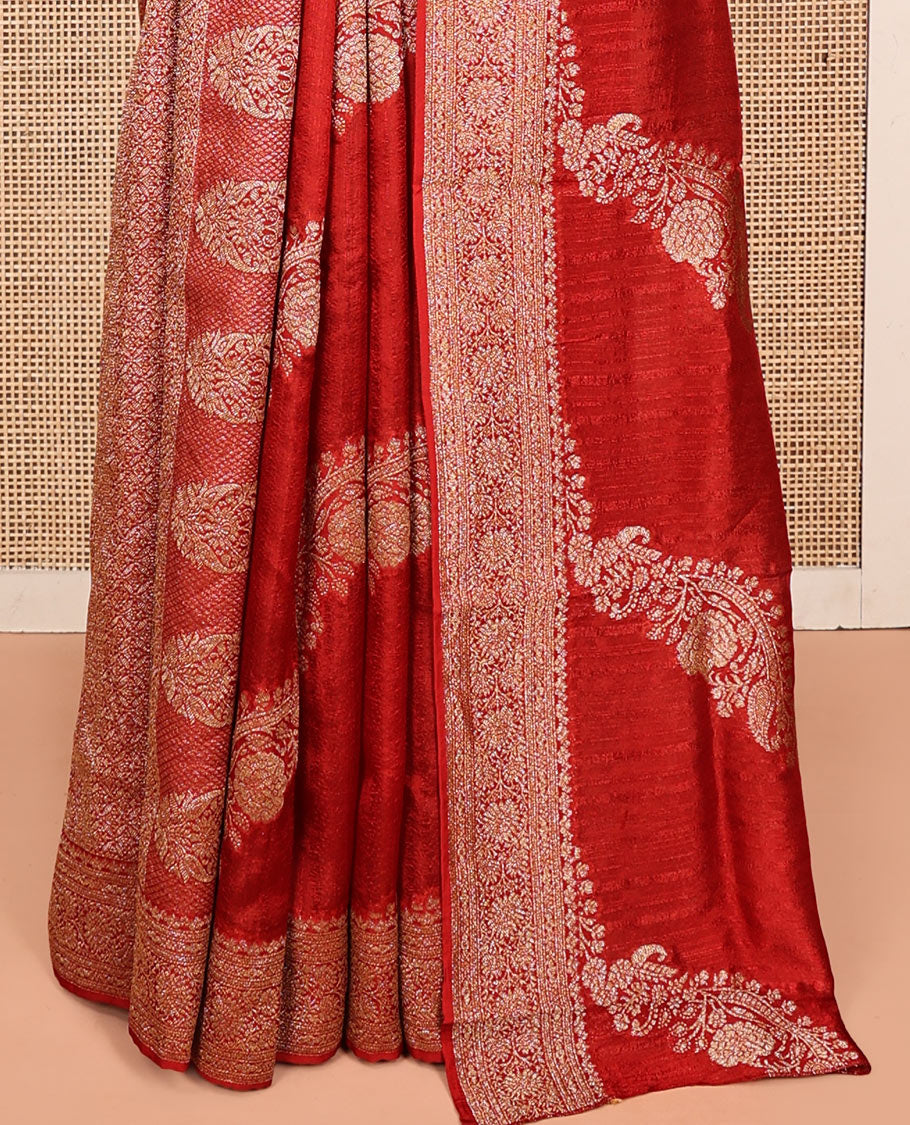 Red Matka Silk Saree, Majestically Detailed with Floral Jaal Jacquard Design on Its Body, Highlighted by Traditional Design Border, Intricately Designed Pallu, and Paired with a Matching Blouse