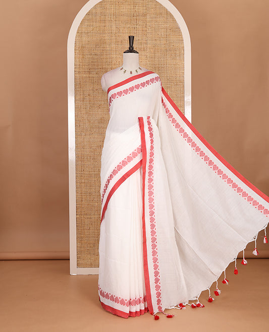 White plain khadi cotton saree with contrast border and plain pallu with tussels