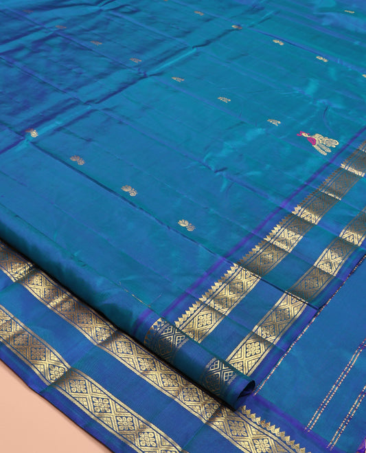 Blue Kanchipuram Silk Saree, Mesmerized with Zari Buttas, One-Sided Rettai Pettu Border of Salngai and Jaal Designs, Zari Design Pallu, and No Blouse