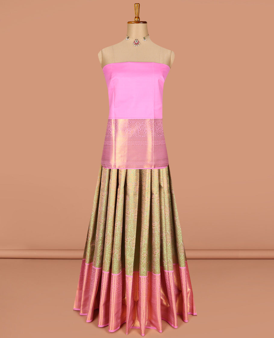 Green pure-silk half saree, jacquard with contrast traditional zari bordered skirt, blouse of rekku, kodi visiry, paisa, diamond, and then kuli kann, and zari design dhavani