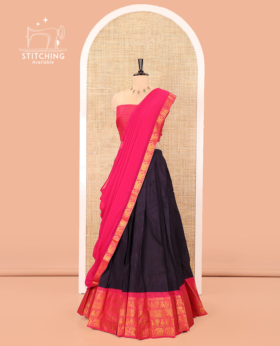 Violet and Rani Pink Plain Sungudi Cotton Half-saree, Complemented by Captivating Contrast Traditional Zari Border of Temple, Peacock, and Elephant Designs, Paired with a Contrast Zari Checked Blouse, and Comes with a Zari-Bordered Vichitra Silk Dhavani