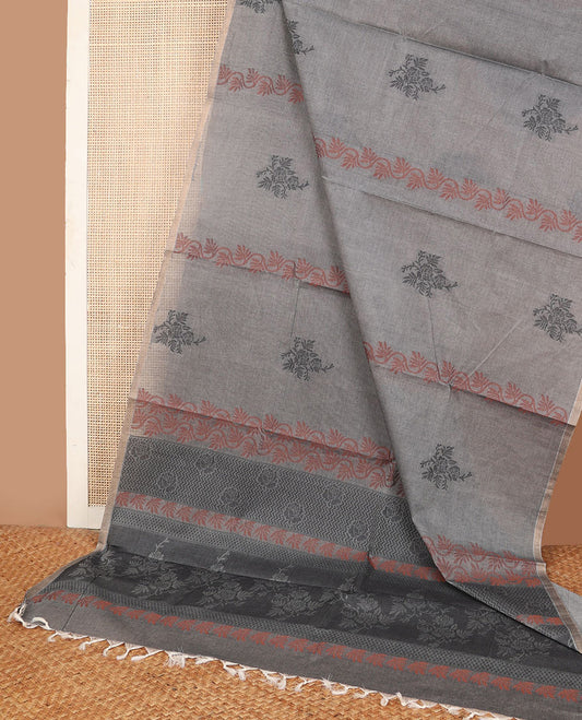 Borderless grey floral buttas Combatiore cotton saree, self-pallu of chevron & floral designs