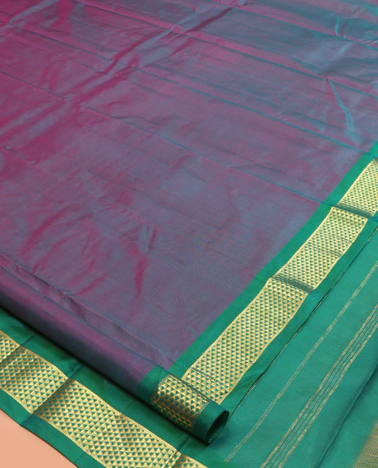Blue Dual-Tone Kanchipuram Silk Saree, Woven with Zari Buttas, a Contrast Ara Maadam Border, Zari Design Pallu, and a Contrast Blouse