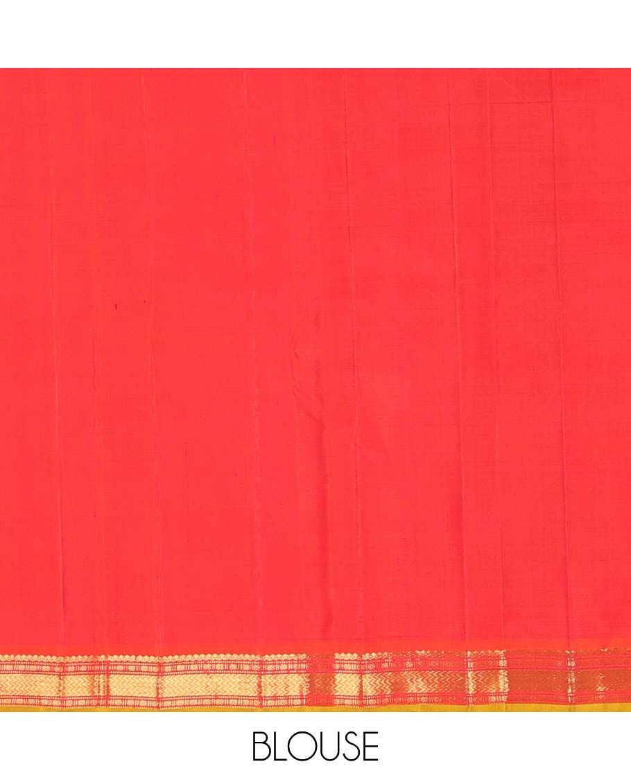 Pink plain Kanchipuram silk saree, contrast border of salngai, muthu, cross kamalam, and vanki designs, and zari design pallu