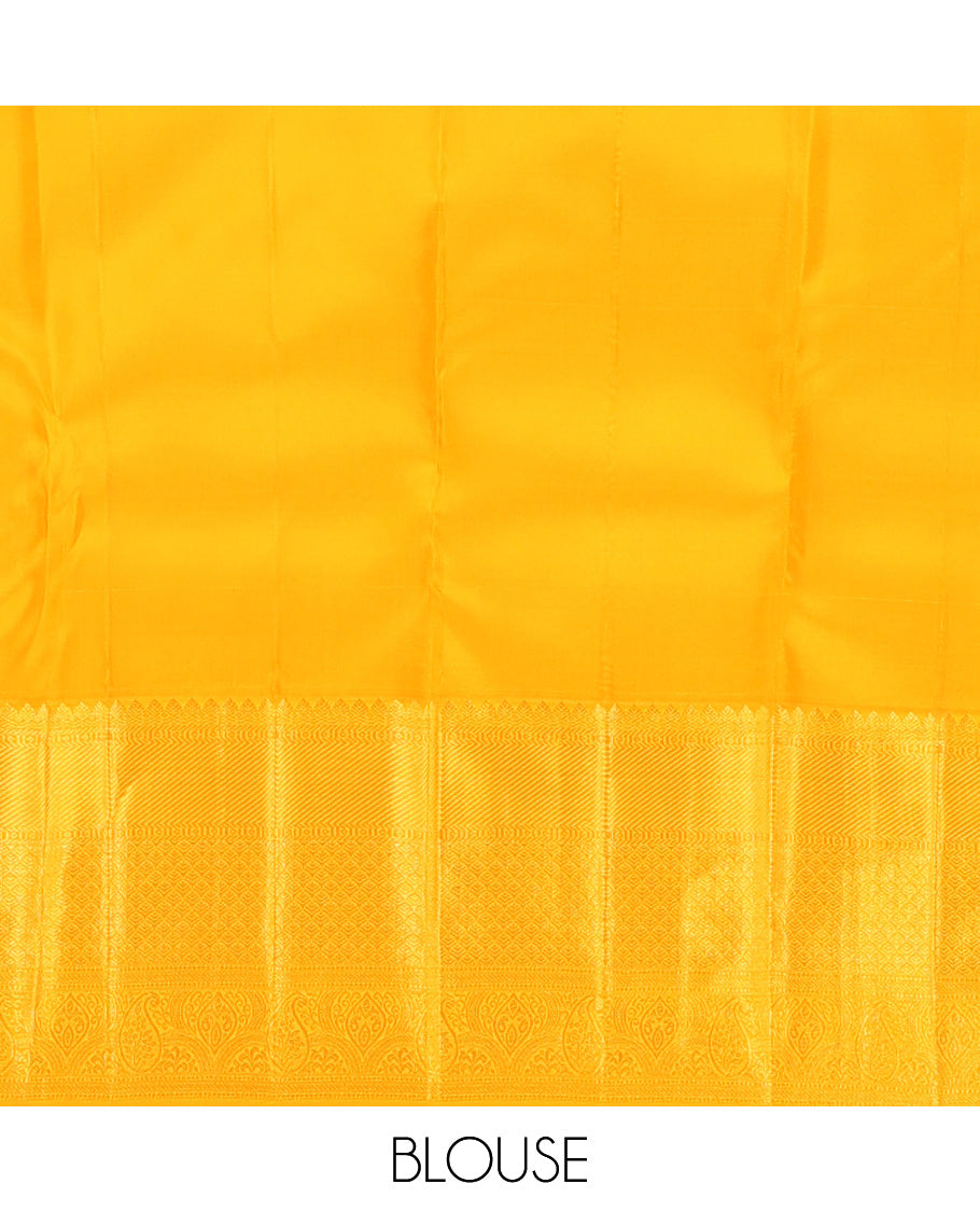 Cream jacquard wedding silk saree, contrast traditional zari design border, and intricate pallu