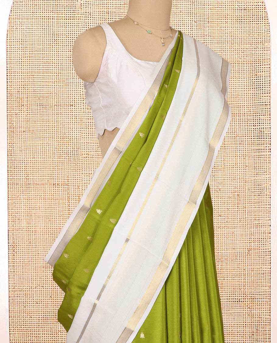 Green Mysore Silk Saree, Finely Crafted with Zari Buttas, Complemented by a Contrast Traditional Zari Border, Grand Temple Pallu, and a Contrast Blouse