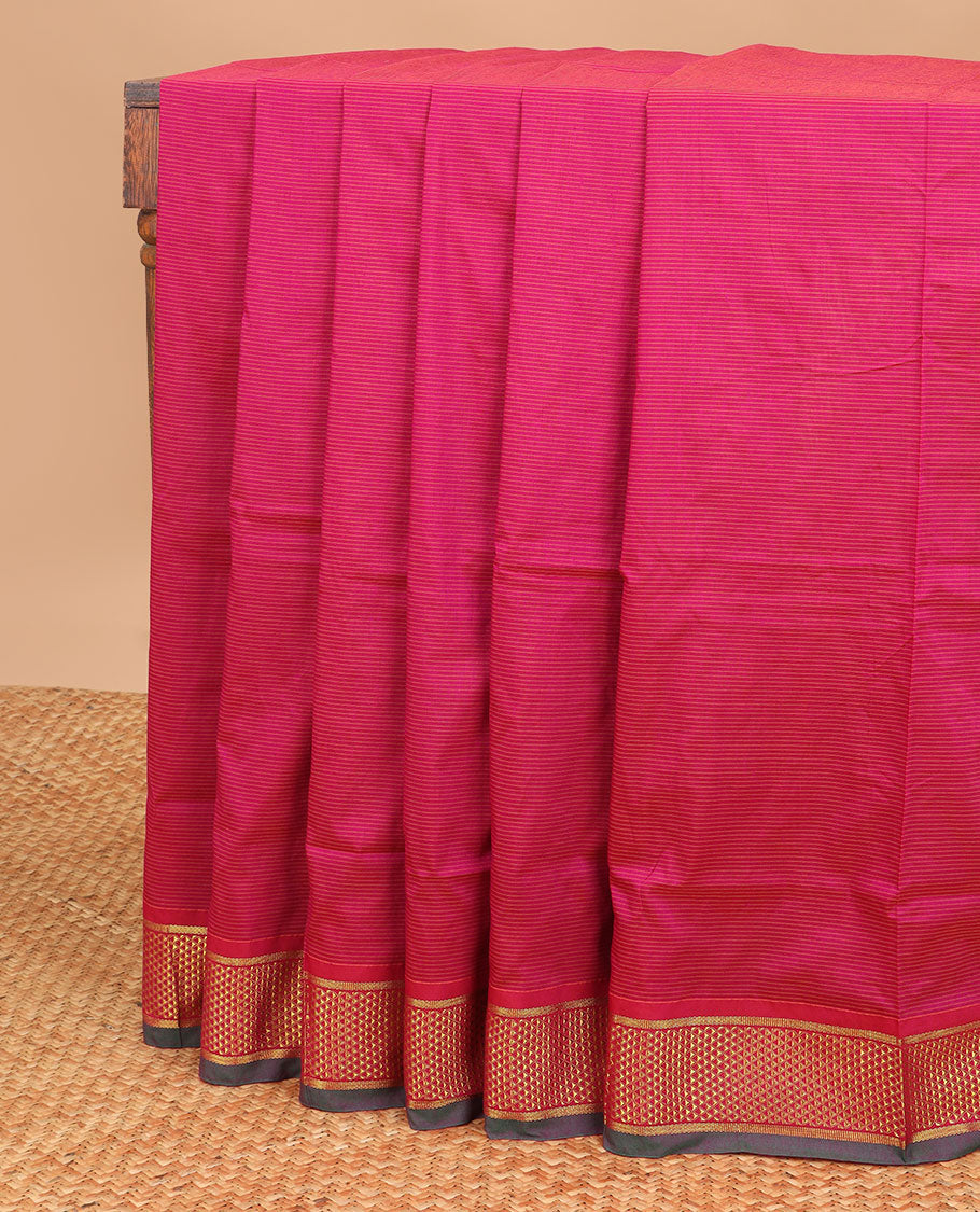 Red striped nine yards cotton saree with contrast ara maadam design border & striped, checked zari design pallu