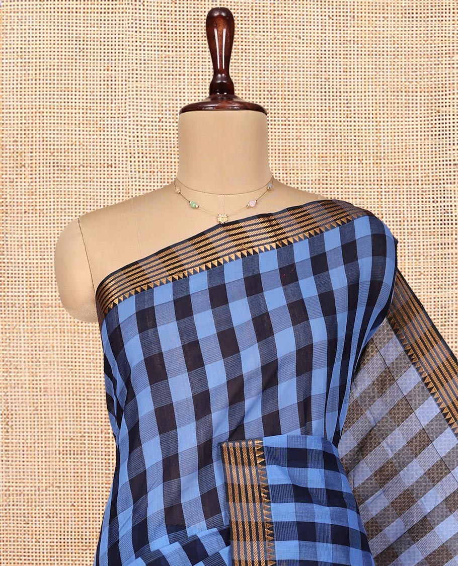 Multi-Color Checked Mangalgiri Cotton Saree, Highlighted by Zari Temple Border, Zari-Striped Pallu, and Paired with a Matching Blouse
