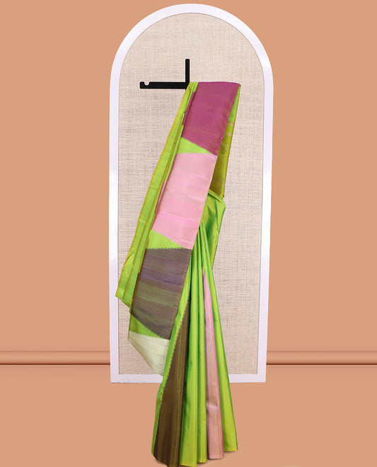 Borderless Green Kanchipuram Silk Saree, Complemented by a Thazampoo Reku Design, Seppu Rekku Pallu, and Matching Blouse