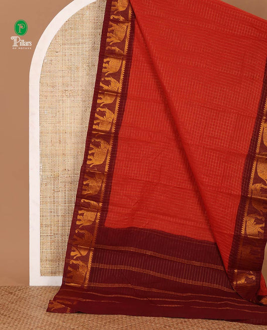 Rust zari checked sungudi cotton saree, contrast temple & elephant motifs border, zari striped pallu & zari design contrast blouse