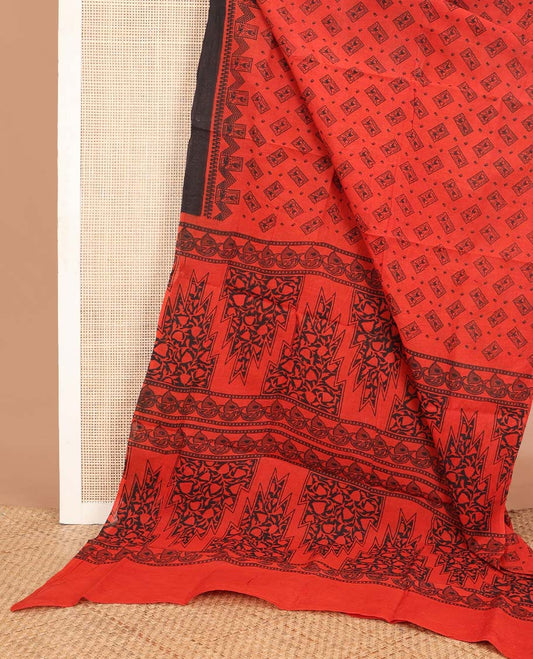 Red rectangle-shaped motifs printed Sungudi cotton saree, contrast plain border & temple pallu