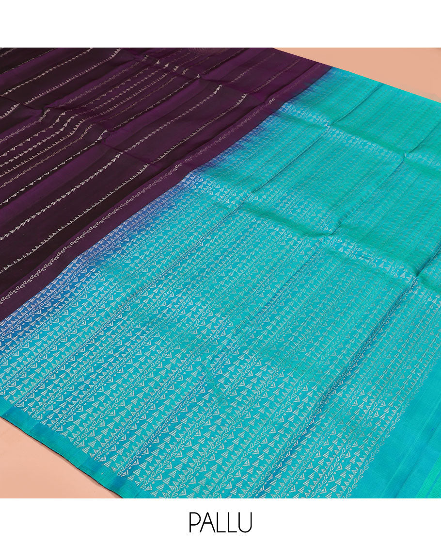 Borderless purple geometric patterned Kanchipuram silk saree, contrast pallu of temple designs