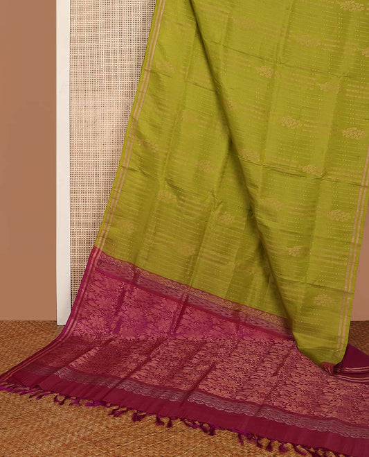 Green floral design uppada saree with self zari border & floral design pallu