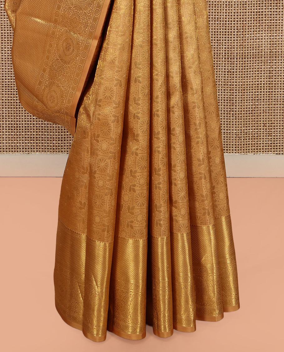 Gold Jacquard Kanchipuram Wedding Silk Saree, Highlighted by a Zari Border of Rekku, Muthu, Mayil Kann, and Chakram, Grand Jaal Pallu, and Matching Blouse