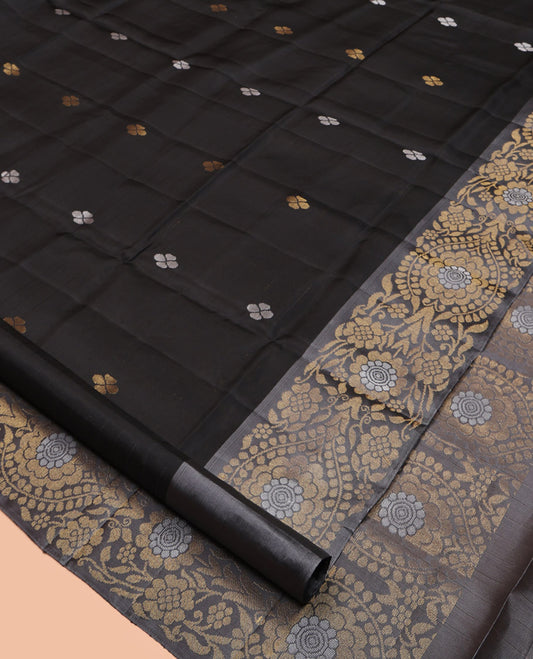 Black Mayuri Lite Silk Mix Saree, Embellished with Buttas, Complemented by Contrast Floral Design Border, Intricate Design Pallu, and Contrast Blouse