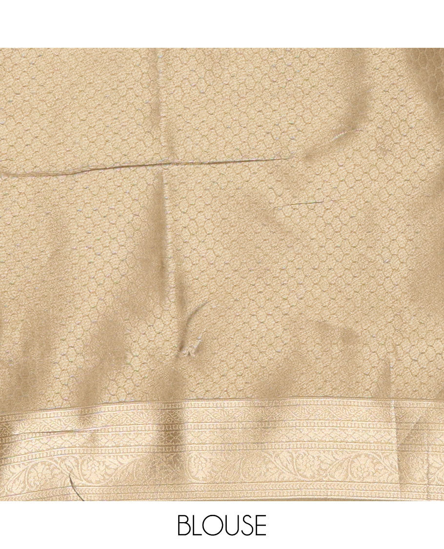 Brown Elite Soft Silk Saree, Highlighted by Checked Design on Its Body, Complemented by a Contrast Border of Jungle-Themed Flora-Fauna Motifs, a Pallu of Checked Design, and Paired with a Contrast Blouse