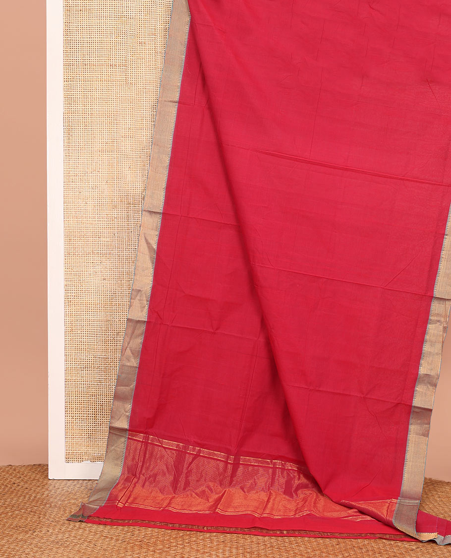 Red Plain Mangalagiri Cotton Saree, Complemented by Contrast Temple Zari Border, Gleaming Zari Pallu, and Paired with a Matching Blouse