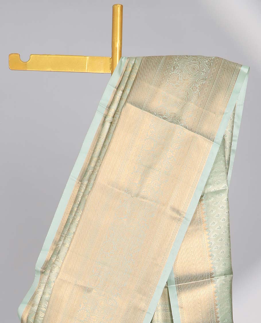 Green floral jacquard budget silk saree with self floral zari border & paisley, floral zari design pallu