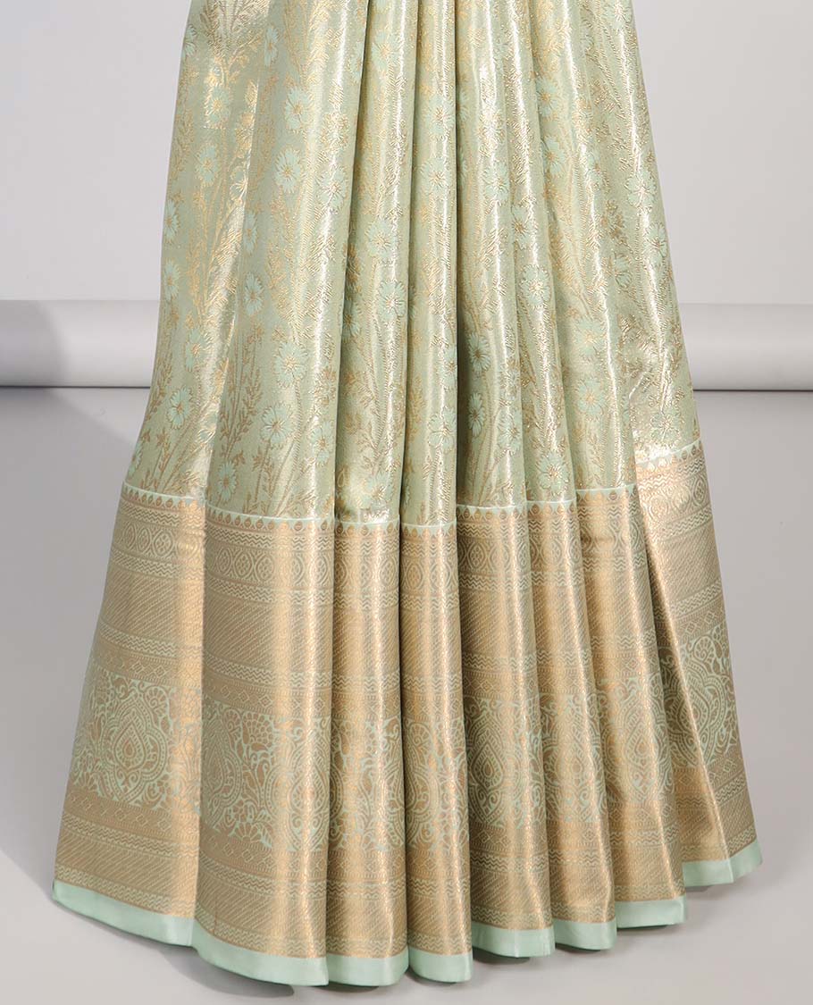 Green floral jacquard budget silk saree with self floral zari border & paisley, floral zari design pallu
