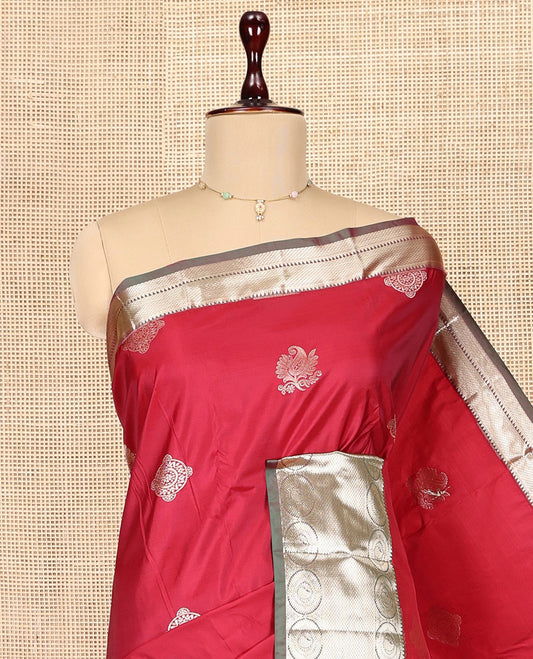 Red Budget Silk Saree, Detailed with Zari Buttas, Complemented by a Contrast Traditional Border, Grand Jaal Pallu, and a Contrast Blouse