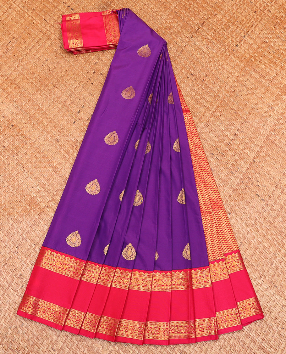Violet Budget Silk Saree, Boldly Accentuated With Zari Buttas All Over Its Body, Complemented by Contrast Traditional Zari Designs Rettai Pettu Border, Grand Jaal Pallu and Paired with a Contrast Blouse
