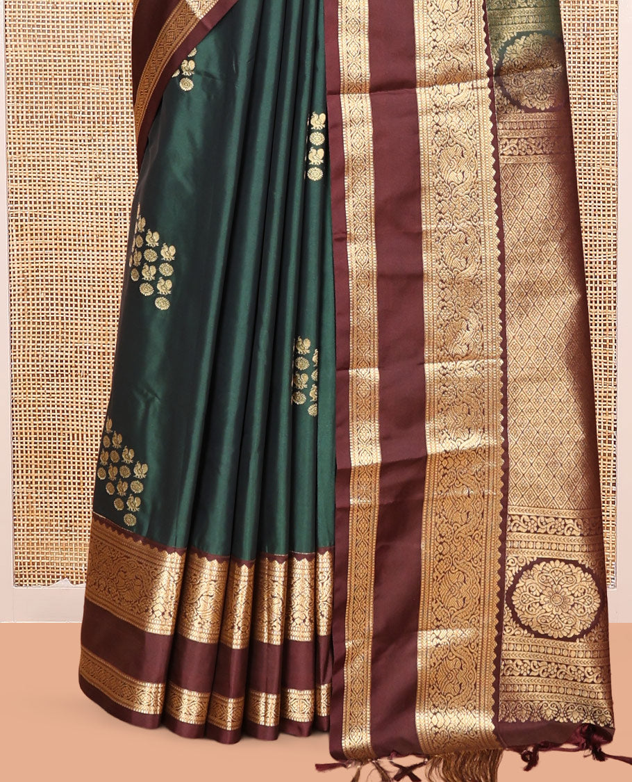 Green Budget Silk Saree Features Buttas, Contrast Rettai Pettu Border, Grand Pallu, Contrast Blouse