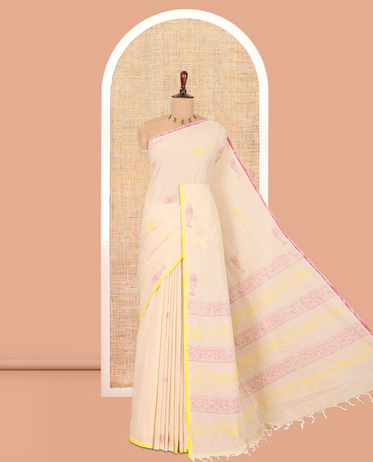 Borderless Cream Fish Buttas South Cotton Saree, a Printed Pallu, a Matching Blouse, a Contrast Block-Printed Blouse