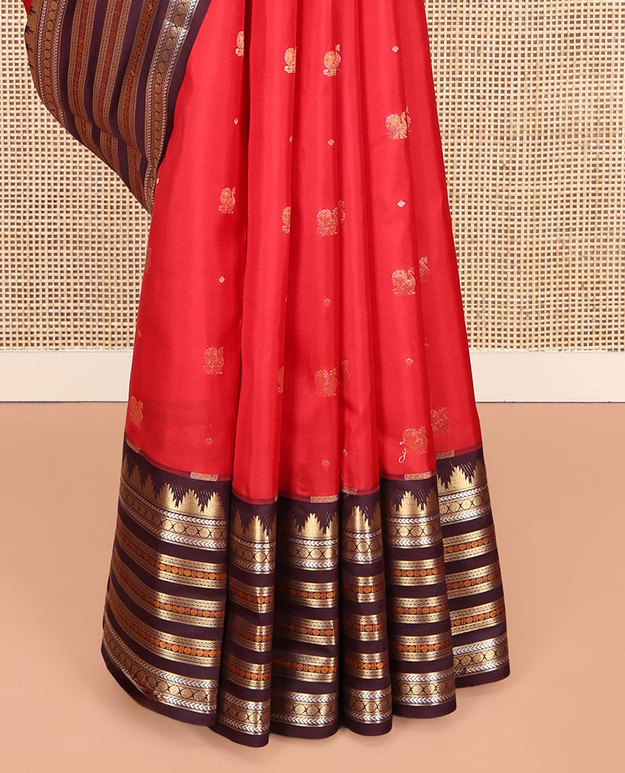 Red Mayil Buttas Vasundhara Lite-Silk Mix Saree, Complemented by a Contrast Temple Border of Kathir, Kamalam, and Manga Designs, Grand Pallu, and a Contrast Blouse