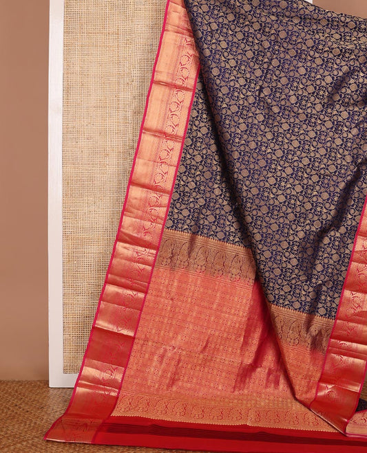 Blue jacquard kanchipuram wedding silk saree, contrast border of thilakam, muthu, banaras & kodi visiry & butta enclosed checked pallu