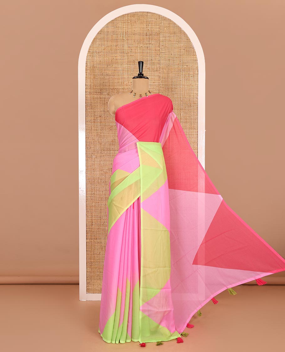Borderless pink plain moss chiffon saree, contrast double-sided temple border, self-pallu, and diamond-patterned printed blouse