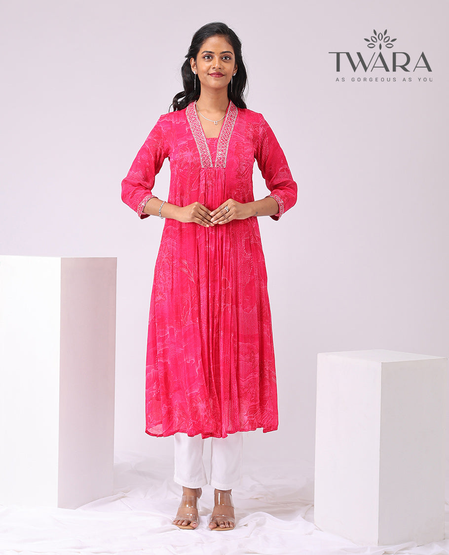 Twara Pink floral printed v neck, knee lenght, 3/4 sleeve kurti