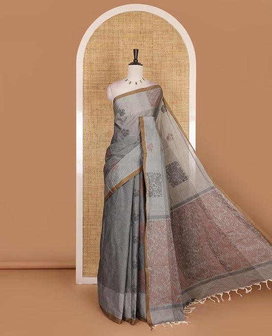 Grey bird motifs printed Handloom cotton saree, contrast piping border, pallu of bird motifs print, and a matching blouse