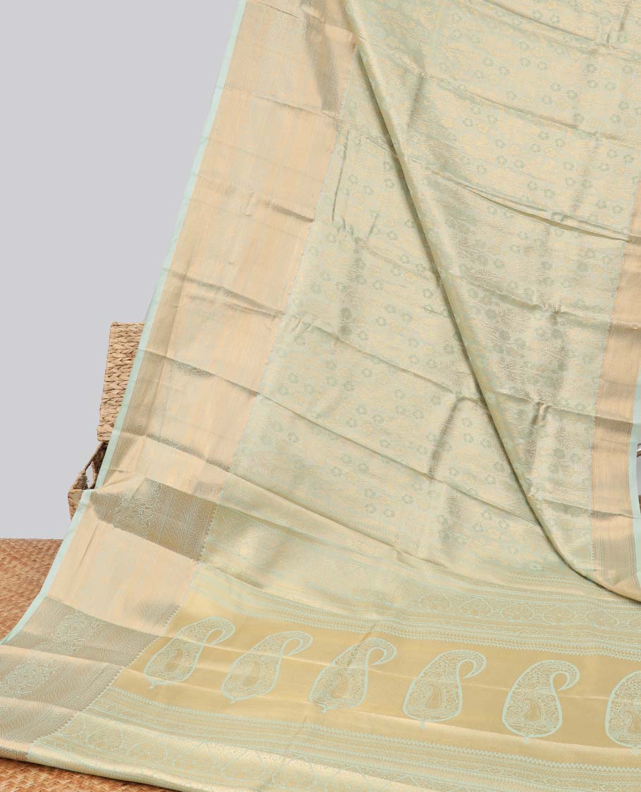 Green floral jacquard budget silk saree with self floral zari border & paisley, floral zari design pallu