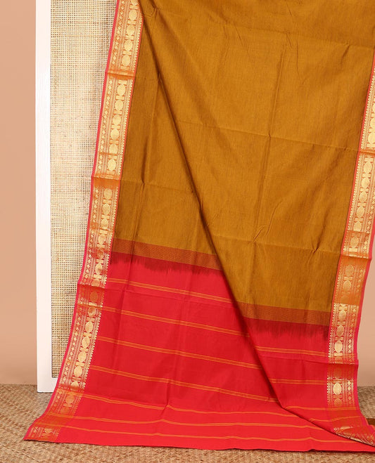 Mustrad Plain Poly Cotton Saree, Complemented by a Contrast Traditional Zari Design Border, Striped Pallu, and Paired with a Contrast Blouse