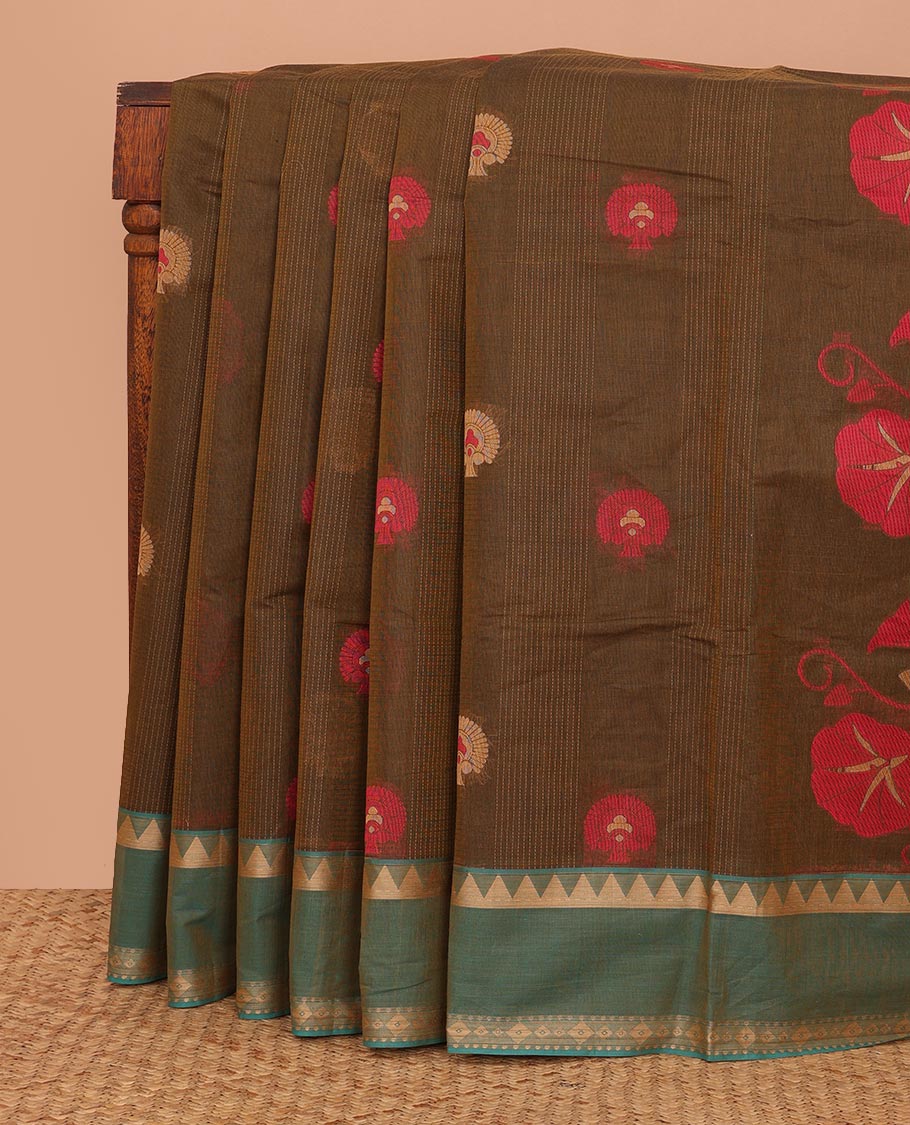 Brown striped, and buttas Kanchi cotton saree, contrast rettai pettu border, and pallu of floral designs