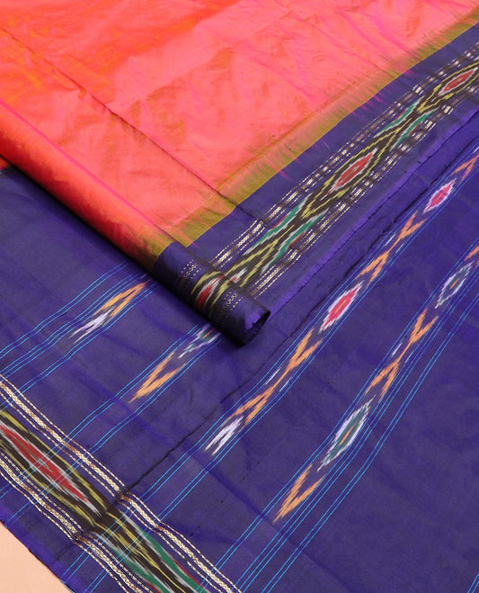Dark Peach Plain Ikkat Silk Saree with a Contrast Rani Pink Border Accentuated by a Hazy Ikkat Weave, Featuring a Pallu Flanked by Stripes and Ikkat Texture