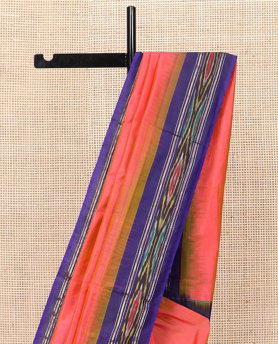 Dark Peach Plain Ikkat Silk Saree with a Contrast Rani Pink Border Accentuated by a Hazy Ikkat Weave, Featuring a Pallu Flanked by Stripes and Ikkat Texture