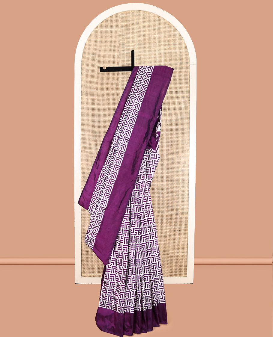 Purple Pochampally Ikat Saree Features Maze-Like Patterns, a Plain Border, Ikat-Style Woven Pallu, and a Matching Blouse