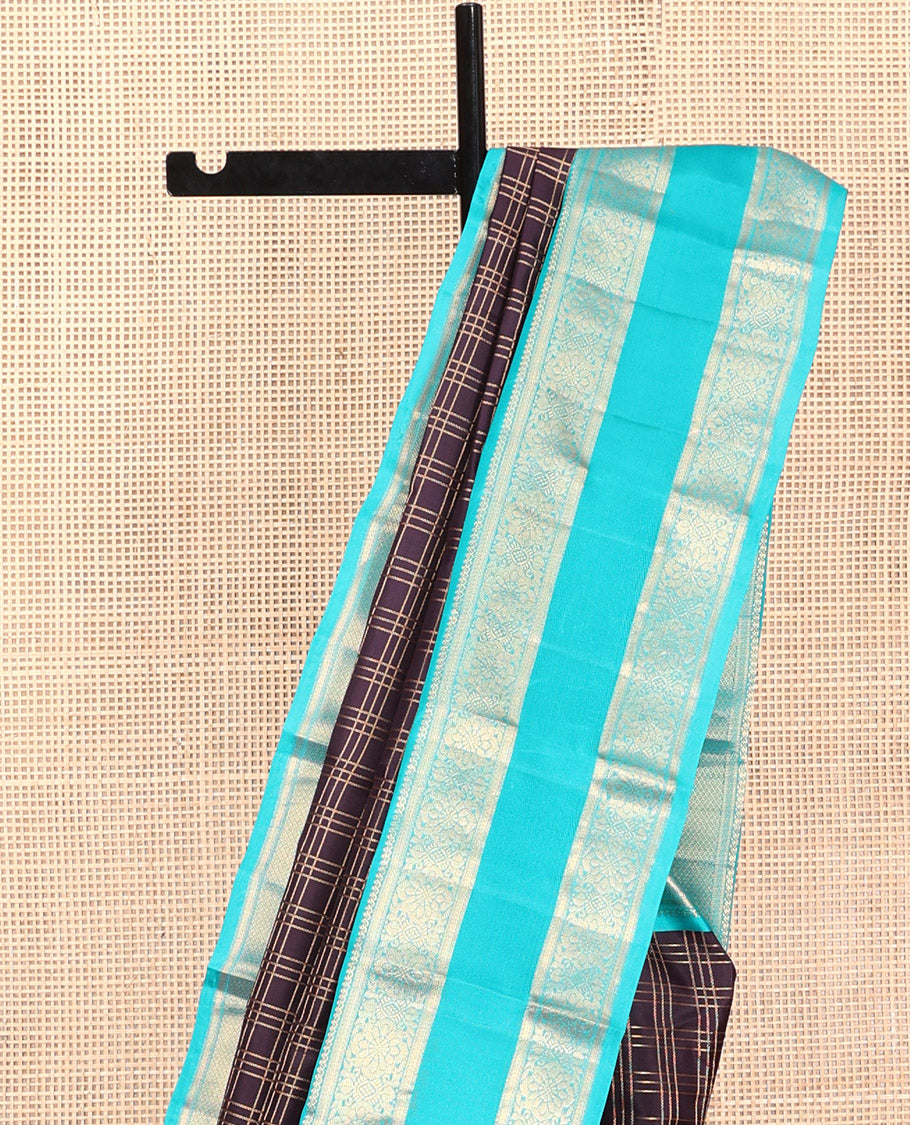 Brown Kanchipuram Silk Saree, Richly Detailed with Zari Checks, Contrast Rettai Pettu Traditional Border, Pallu of Chakram Butta Enclosed Checks, and Contrast Blouse