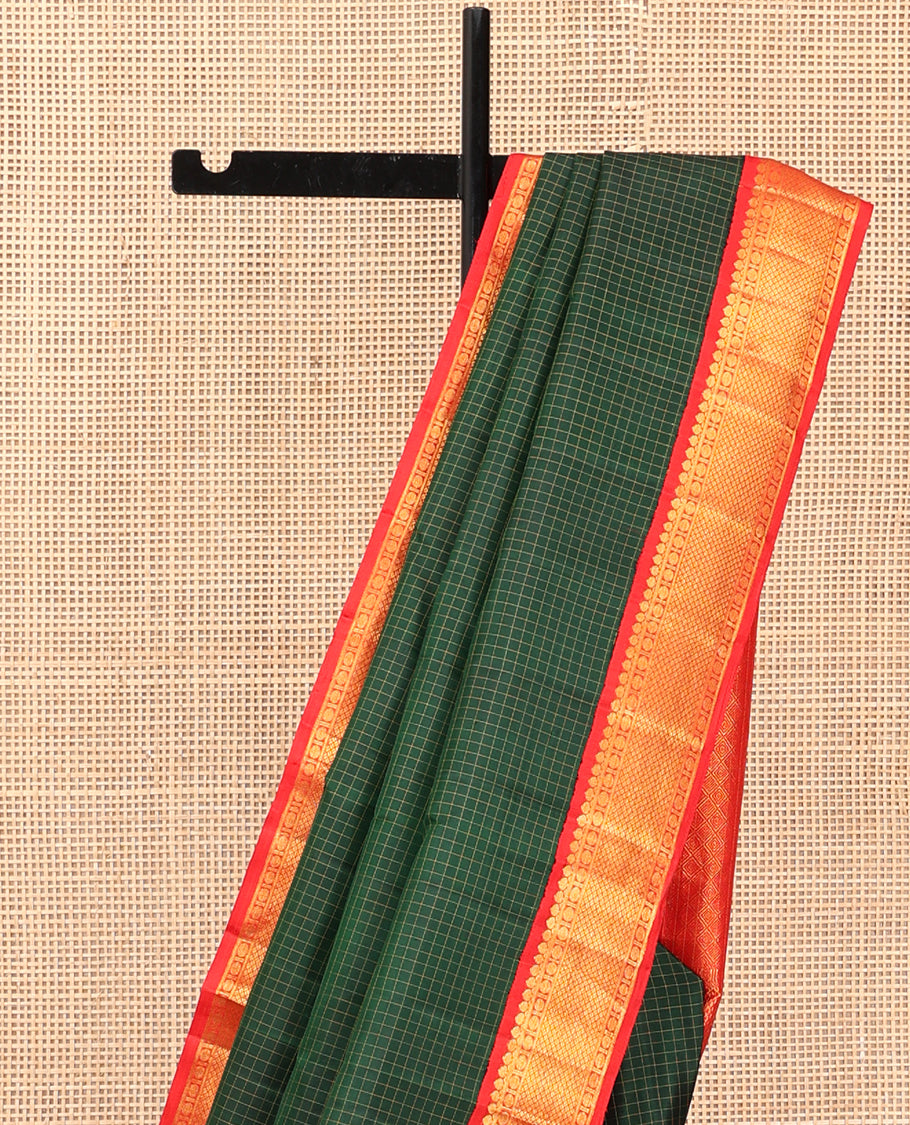 Green Checked Kanchipuram Silk Saree, Complemented by a Contrast Korvai Border of Thilakam, Poun, and Jaal Designs, Grand Jaal Pallu, and a Contrast Blouse