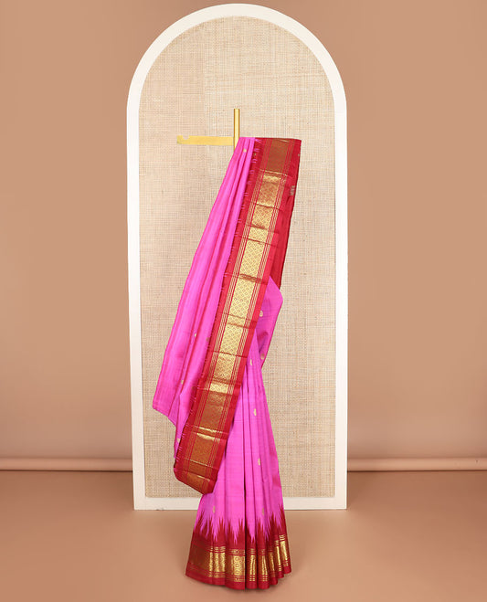 Pink zari buttas kanchipuram silksaree, contrast one-sided thazampoo rekku border of muthu,banaras & jaal & zari design pallu