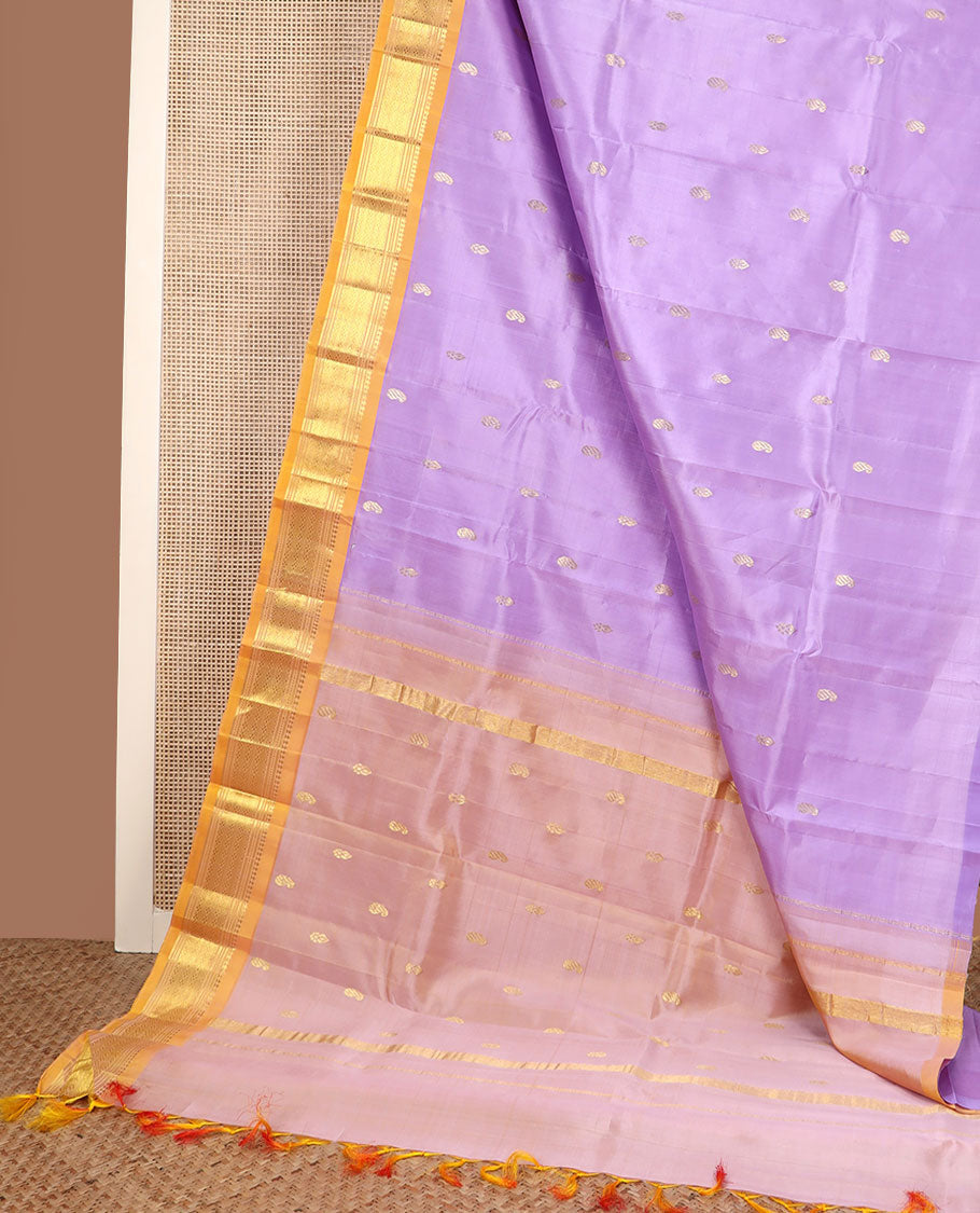 Lavender zari buttas Kanchipuram silk saree, contrast border of panner sombu,banaras,muthu & jaal & zari design pallu