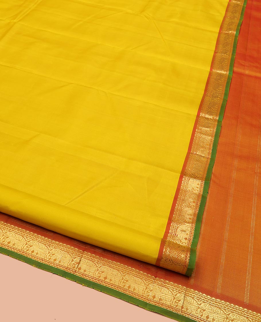Yellow Plain Kanchipuram Silk Saree, Complemented by Contrast Border of Rekku, Neli, and Yaanai Designs, Pallu of Zari Designs, and Paired with a Contrast Blouse