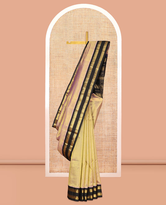 Pink Plain Kuppadam Silk Saree, a Contrast Double-Pet Traditional Border, Grand Pallu, a Contrast Blouse