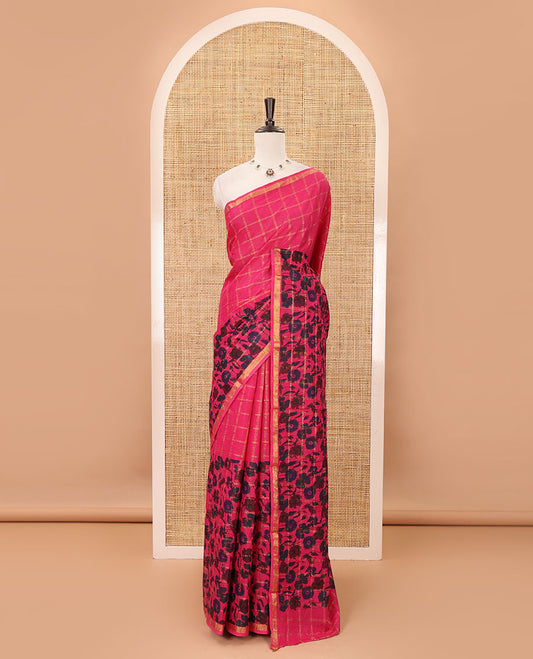 Pink zari checked & floral printed sungudi cotton saree, piping zari border,self-pallu & matching blouse of zari & floral print work