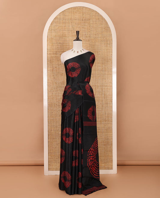 Borderless black Shibori-style circle motifs printed Turkey crepe saree, Shibori printed pallu & small buttas printed blouse
