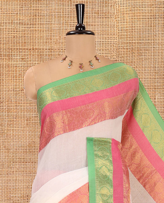 Cream Plain Khadi Mul Cotton Saree, Complemented by a Contrast Rettai Pettu Traditional Zari Design Border of Chakram Motifs, a Self-Pallu, and Paired with a Matching Blouse