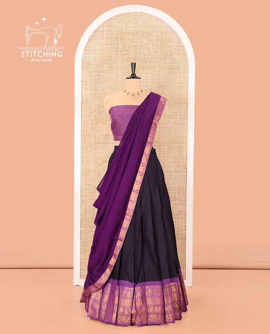 Violet and Purple Plain Sungudi Cotton Half-saree, Complemented by Captivating Contrast Traditional Zari Border of Temple, Peacock, and Elephant Designs, Paired with a Contrast Zari Checked Blouse, and Comes with a Zari-Bordered Vichitra Silk Dhavani