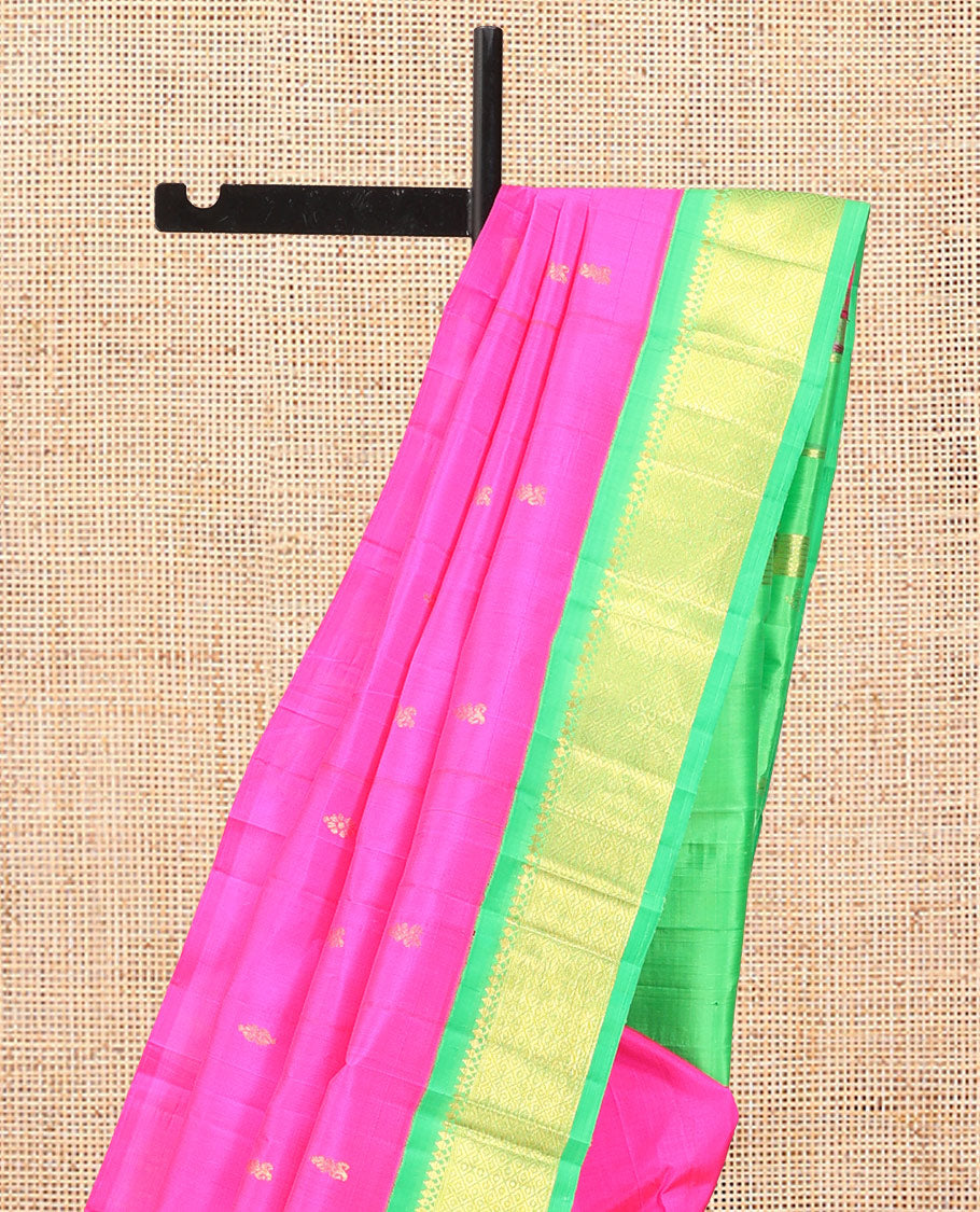 Rani Pink Kanchipuram Silk Saree, Adorned with Zari Buttas, Complemented by a Contrast Korvai Border of Panner Sombu, and Jaal Design, Zari Design Pallu, and No Blouse