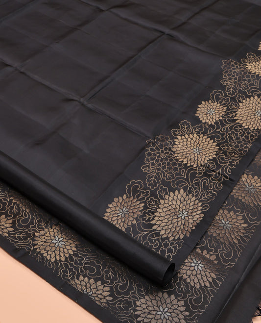Black Mayuri Lite Silk Mix Saree, Graced with Zari Buttas, Highlighted by Zari Flower Design Border, Floral Design Pallu, and Matching Blouse